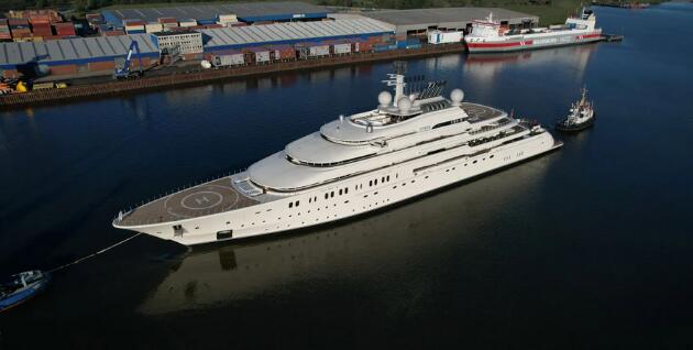 世界上第十大私人游艇：Opera号